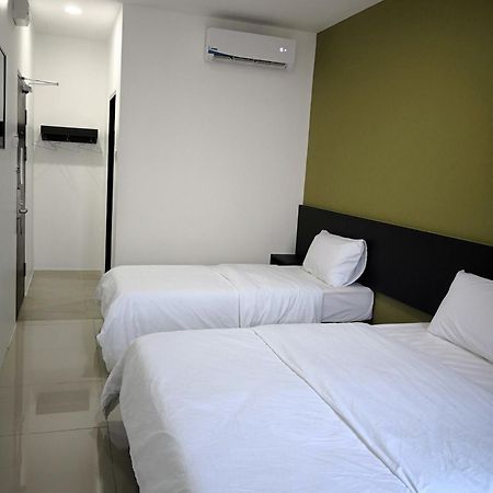 Comfort Inn Sibu Exterior photo